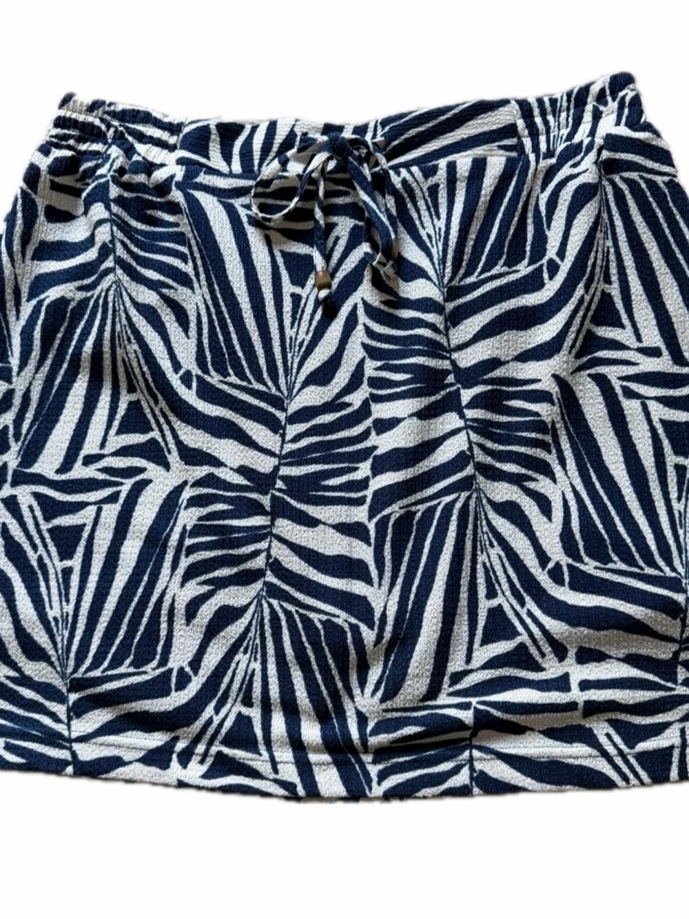 🌿 Soho Tropical Print Skort – Size Medium – Like New 🌿